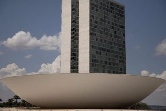 Motta cria comissão para analisar PEC que reduz maioridade penal