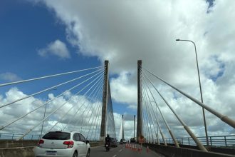 Obra de iluminação cênica na Ponte Construtor João Alves atinge 80% de conclusão