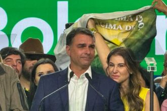 PL oficializa candidatura de Flávio Bolsonaro à Presidência