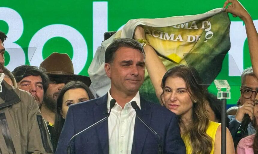 PL oficializa candidatura de Flávio Bolsonaro à Presidência