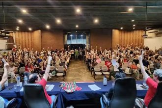 Professores da Uerj suspendem greve, após três meses de paralisação