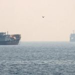 Trump recua e desiste de cobrar taxa sobre navios no Estreito de Ormuz