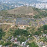 Usina solar em comunidade de Niterói gera energia para 19 creches