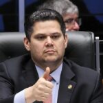 Alcolumbre destrava PEC do fim da 6×1 após conversas com Lula