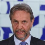 Após AVC isquêmico, líder do PT na Câmara continua internado