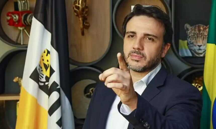 Defensor do impeachment em 2016, Renan Santos é candidato do Missão