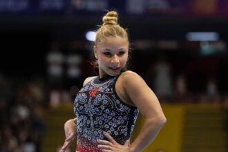 Flávia Saraiva fatura ouro na trave e no solo no Campeonato Brasileiro