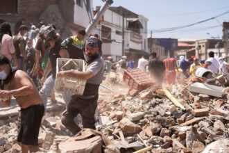 Forte terremoto deixa pelo menos 20 mortos na Colômbia