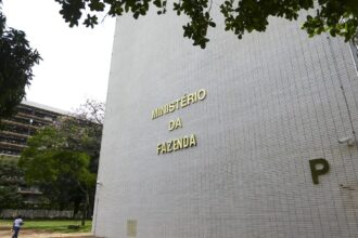 Governo Central tem superávit de R$ 10,8 bilhões em julho