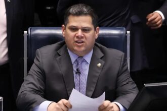 Governo pede a Alcolumbre que instale comissão sobre MP das Blusinhas
