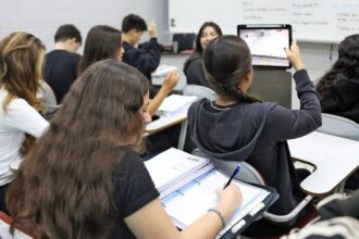 Pé-de-Meia 2026: nascidos em março e abril recebem parcela nesta terça