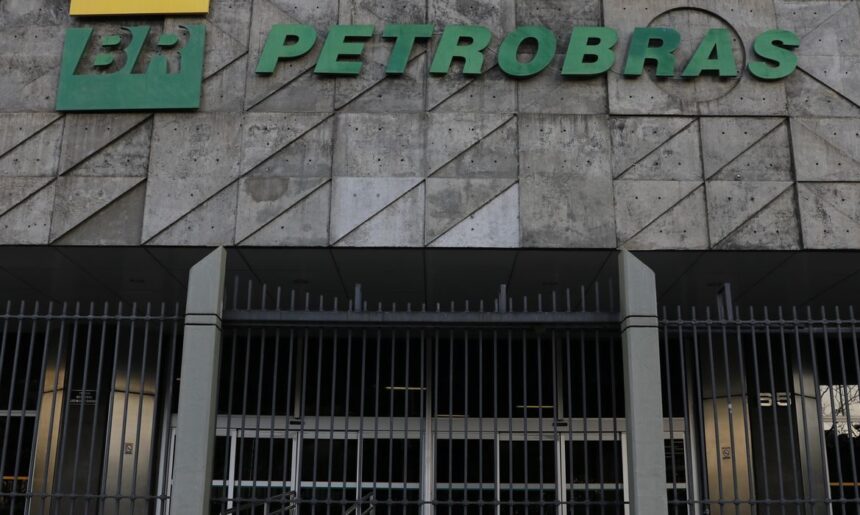 Petrobras anuncia descoberta de petróleo na Foz do Amazonas