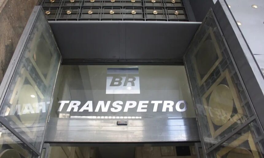 Transpetro abre concurso público com salário inicial de até R$ 15 mil