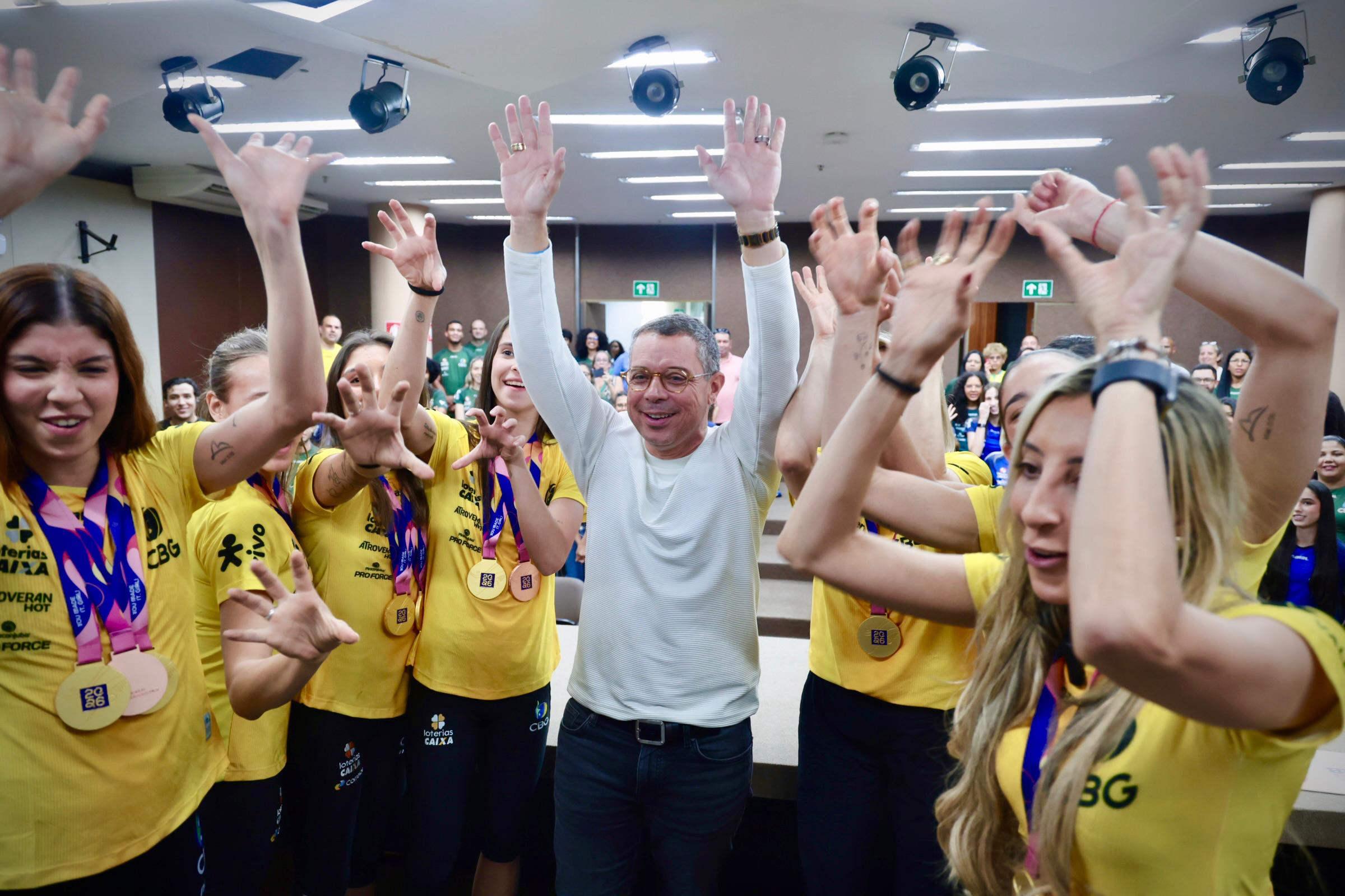 Seleção Brasileira de Ginástica Rítmica recebida no Palácio dos Despachos