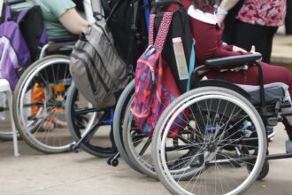 Analfabetismo entre jovens e adultos com deficiência é 12 vezes maior