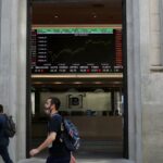 Bolsa sobe 1,3% e atinge maior nível em quase quatro meses