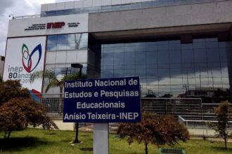 Cartões de inscrição no Enamed e Revalida estão disponíveis