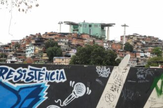Educação é prioridade para moradores de favelas do Rio nas eleições