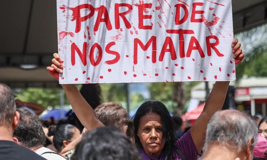 Entidades denunciam agressões às mulheres que disputam cargos