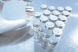 Fiocruz vai iniciar testes da primeira vacina RNAm contra a covid-19 