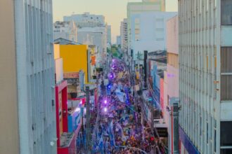 Mais de 15 mil mulheres lotam o Centro de Aracaju em apoio a Fábio Mitidieri