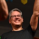 Delegado Alessandro lidera corrida ao Senado com 24,9% em pesquisa do Instituto França