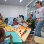 Ampliação de auxílios, do combate à fome e mais: as propostas do governador Fábio para assistência social