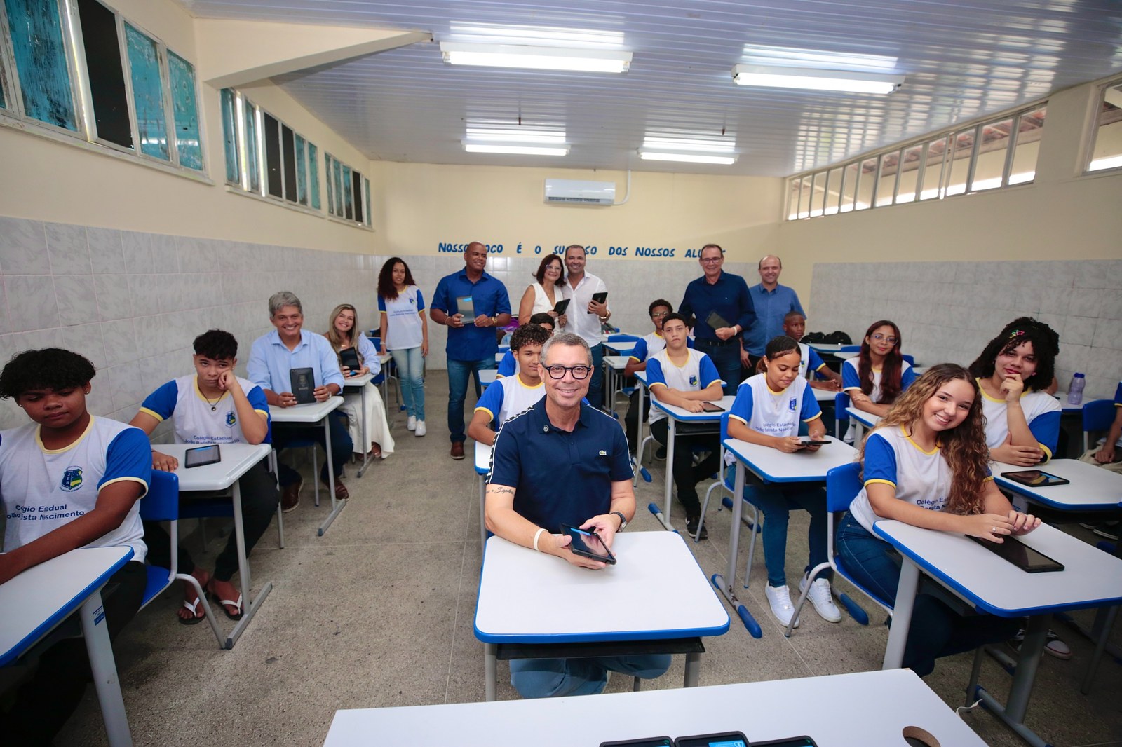 Estudantes em escola estadual reformada em Nossa Senhora do Socorro