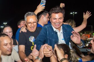 Eduardo Amorim e Valmir de Francisquinho são recebidos com festa em Aracaju e Itabaiana