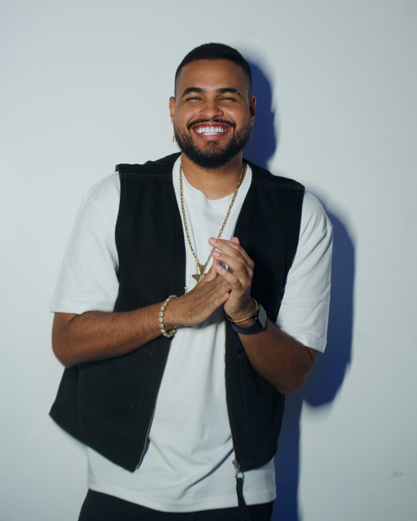 Yan, um dos principais nomes da nova geração do pagode, faz estreia em Aracaju com pocket show