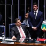Congresso promulga emenda de aposentadoria especial de agente de saúde