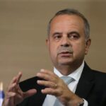 Coordenador de campanha se diz surpreso com fuga de Flávio