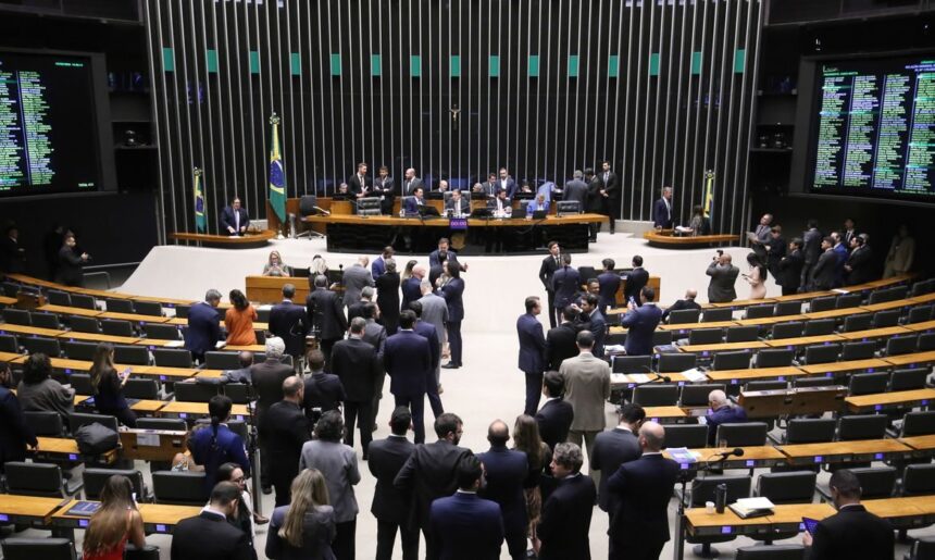 Cresce número de mulheres eleitas para o Congresso Nacional