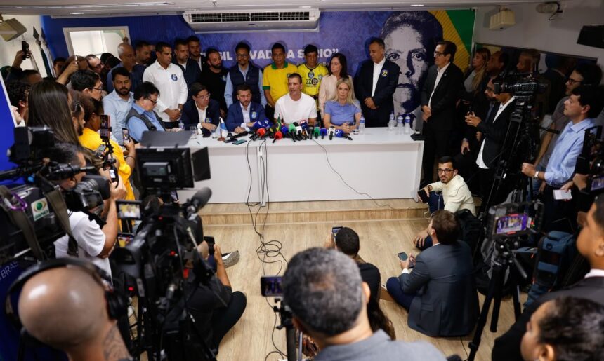 Douglas Ruas critica judicialização da eleição e se declara governador