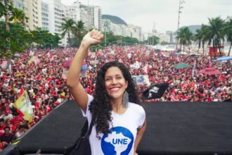 Estudantes retomam protagonismo em momento decisivo no país, diz UNE