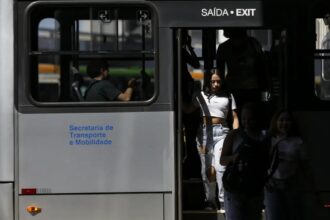 Governo envia ao Congresso proposta de tarifa zero no transporte
