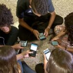 Pesquisa mostra que 82% são contra crianças de até 3 anos com celular
