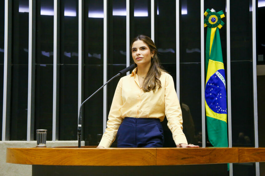 Yandra Moura é reeleita deputada federal por Sergipe