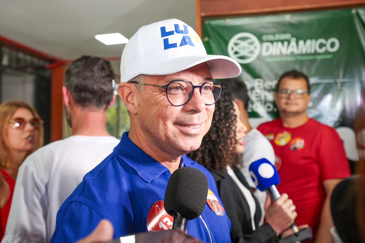 Fábio Mitidieri no Colégio Dinâmico, em Aracaju