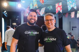 Rodolfo Santana assina a comunicação da campanha de Alessandro